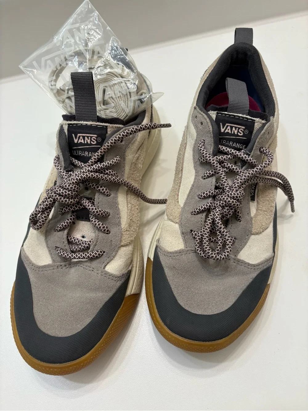 Vans Ultrarange Men's Size 6.5 / Woman’s 8 Comfort Shoes Low-Top Sneakers